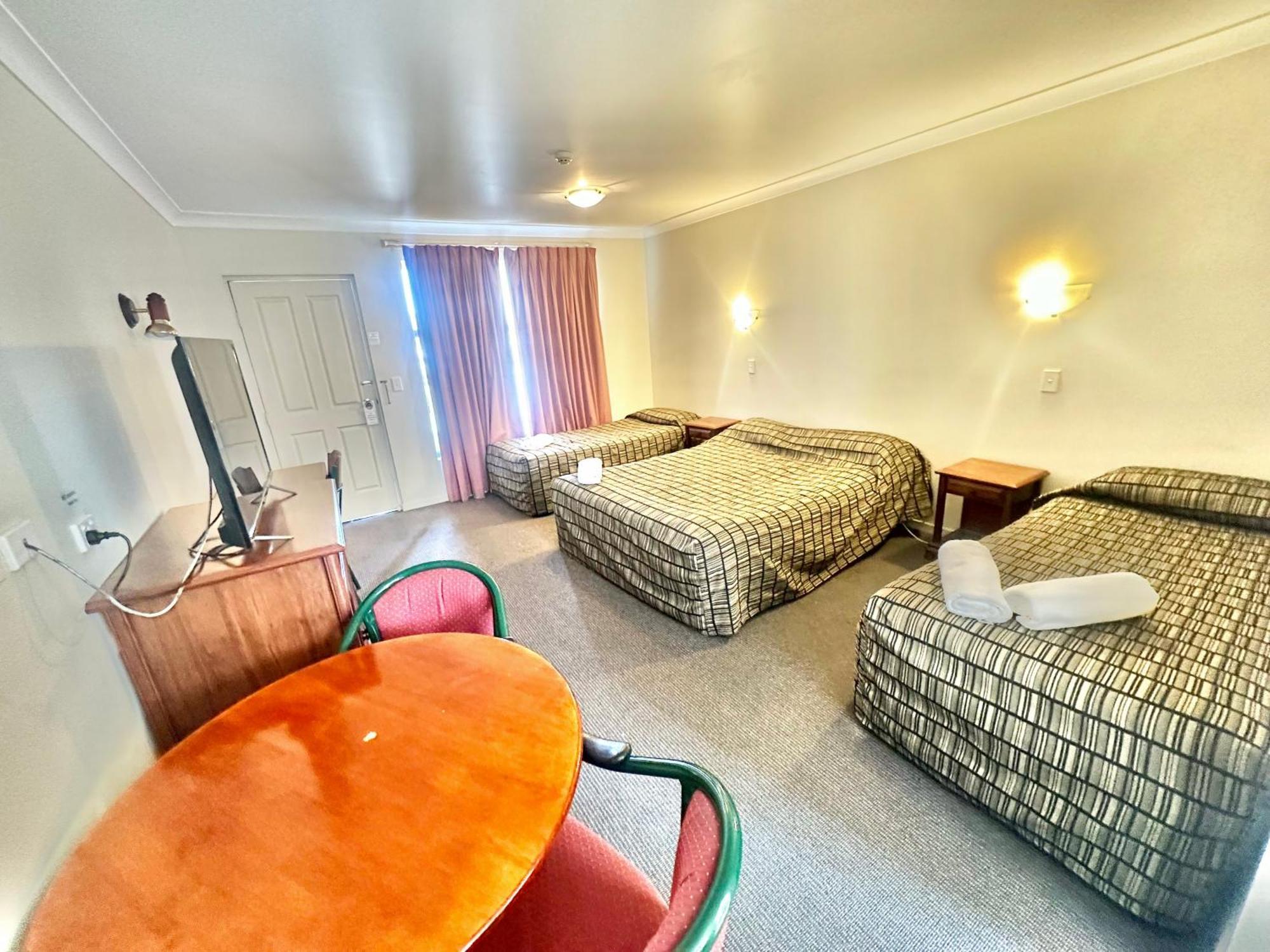 Elite Motor Inn Армидейл Экстерьер фото